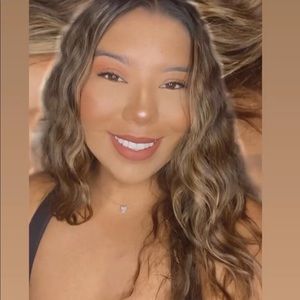 Meet your Posher, Natalie